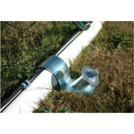 Dispositif d'ancrage type queue de cochon pour but de foot à 7