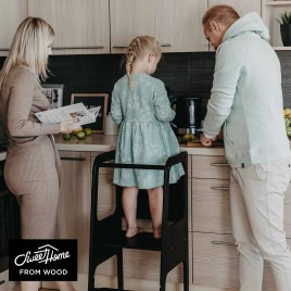 Tour Montessori Noire avec tableau