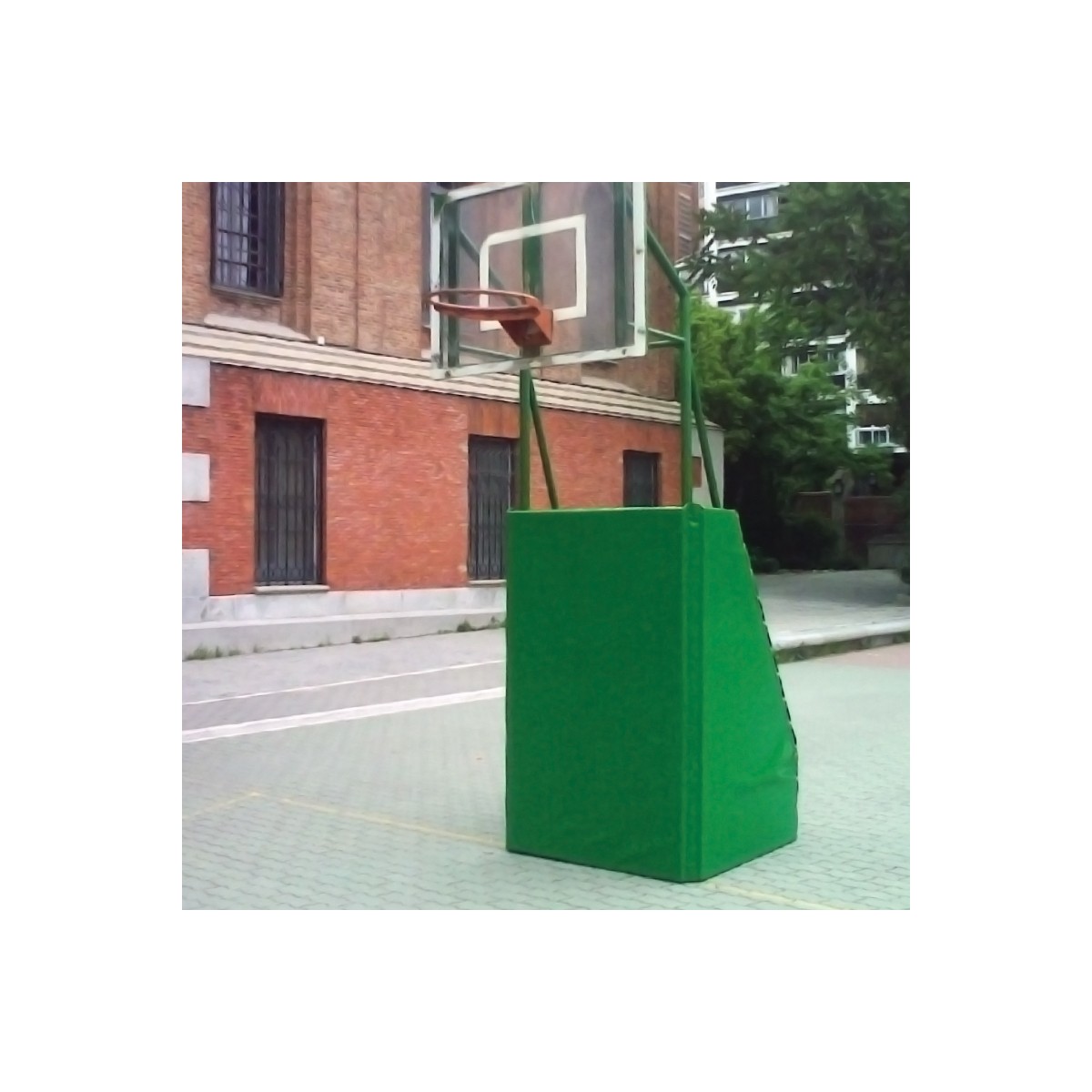 Protection de base de poteau de basket