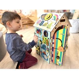 La maison des animaux pour activités motrices