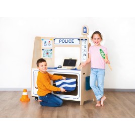 La station de police et de pompiers