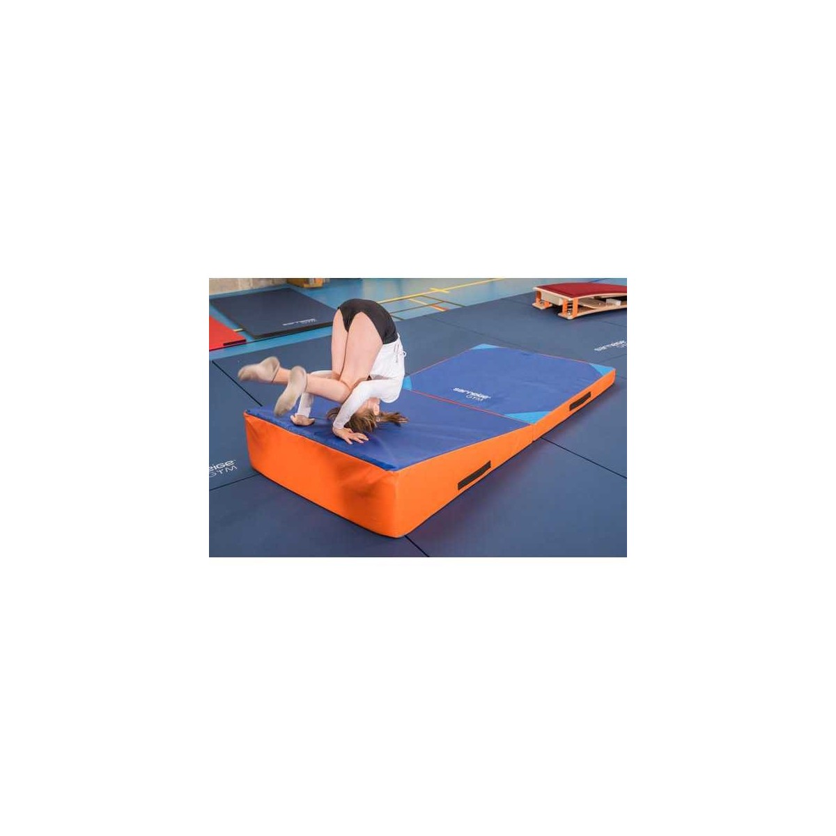 YYSS Tremplin Tremplin de Gymnastique pour Enfants, Planche de Débutant de  Gym à Domicile pour Les Cours de Gymnastique Préscolaire, Pont de Saut  Courbé de Saut D'école avec Fond en Caoutchouc 