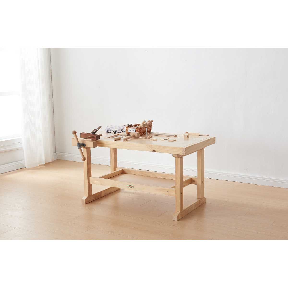 Établi pour jeunes bricoleurs