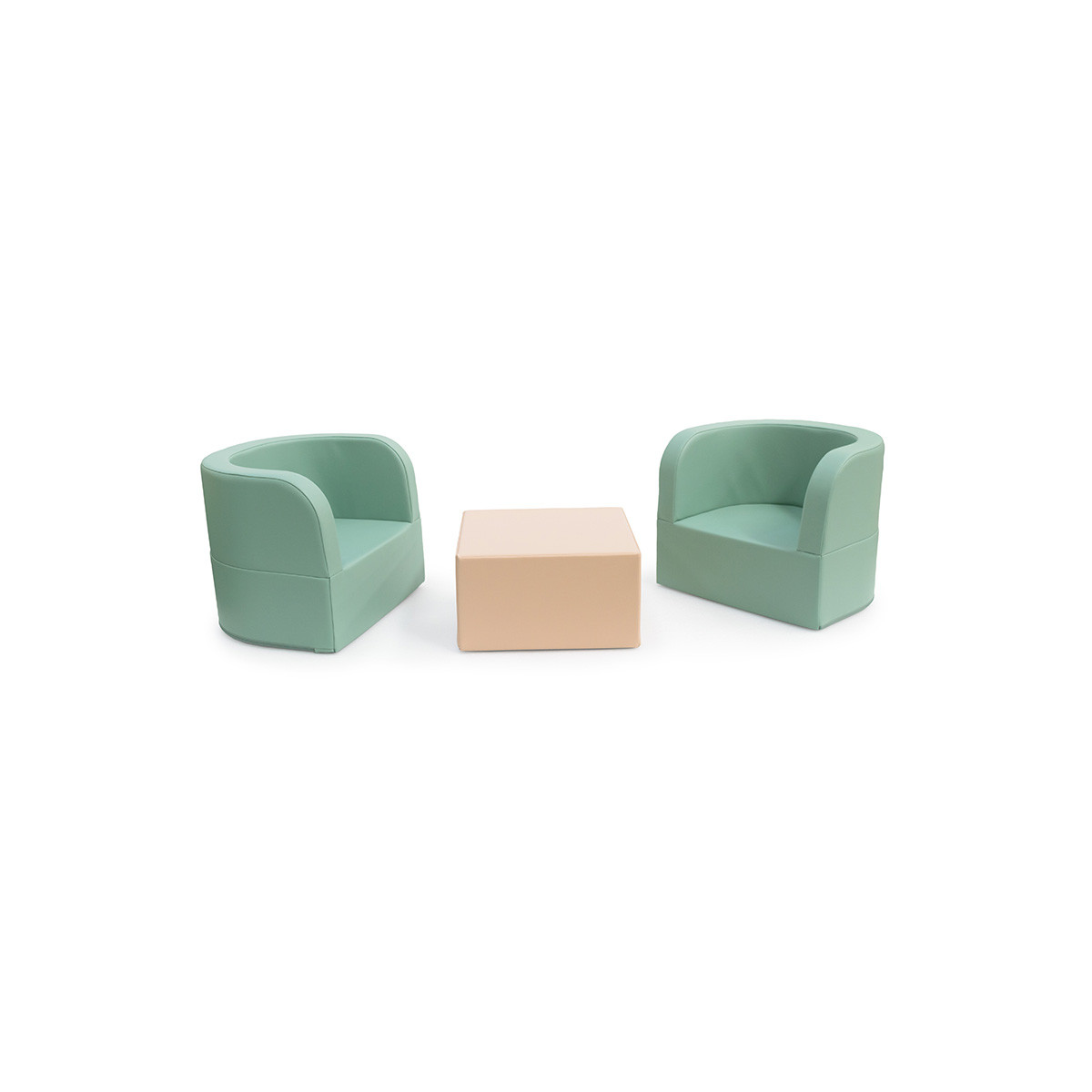 Fauteuils et table maternelle