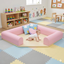 Grand parc de rassemblement crèche