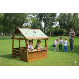 La cabane géante du pique-nique d'extérieur enfants