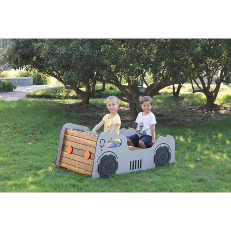 Voiture de jeu d'extérieur maternelle