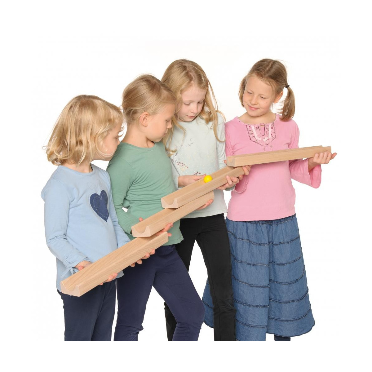 Jeu des pistes de coopération, en bois - 1