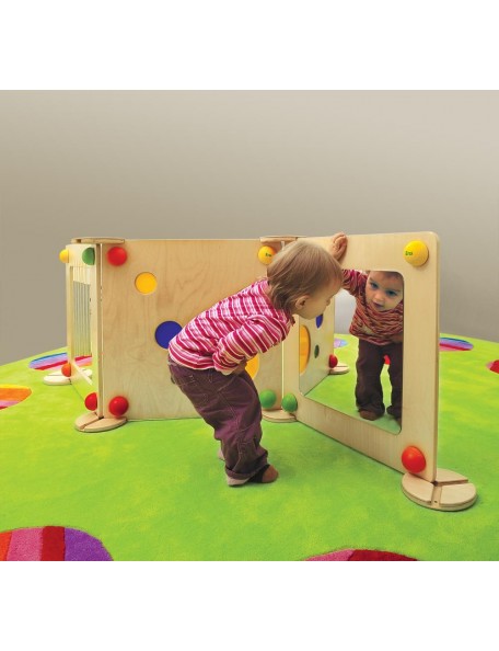 Tapis de sol adapté aux enfants: choisir pour une crèche ou salle de Jeux -  Madeleine Jeux