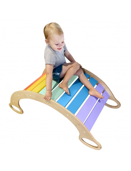 Tunnel Pikler bascule Ce tunnel Pikler à bascule en bois aux couleurs attrayantes (arc-en-ciel) est à la fois une bascule et un 