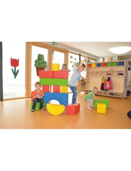 Blocs géants en mousse de motricité pour les enfants.