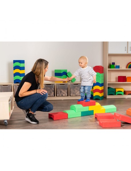 Blocs légers de construction D'innombrables possibilités de mouvement et de jeux avec ces blocs légers de construction!
Ils son