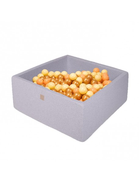 Piscine bébé Miel avec 300 balles - 1 - Piscine à balles pour bébé Miel, avec 300 balles incluses.
La piscine est de forme carr